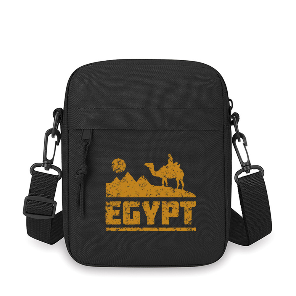 Women Bags Egypt - ラクダに乗るピラミッド太陽エジプト砂漠男性クロスボディバッグシングルショルダー女性漫画アニメ映画印刷デザインユニセックス