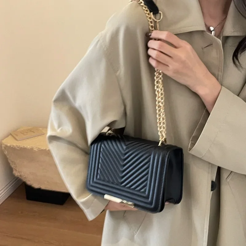ファッション小さなハンドバッグ女性のための 2024 トレン - Women'S Bags Jacquemus のレビューと価格