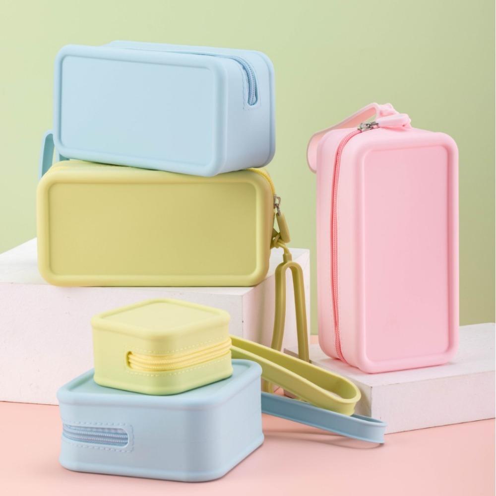 携帯用シリコン製コインパース 防水大容量トラベルポーチ 無地 - Women Bags Waterproof のレビューと価格