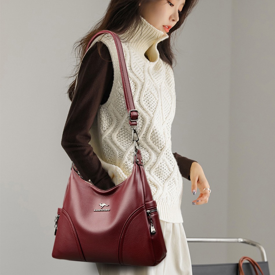 女性用の豪華な革製ハンドバッグ,単色,ショルダーストラップ付 - Women'S Bags Jacquemus のレビューと価格